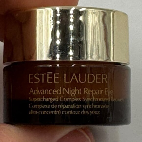 Estee Lauder Advanced Night Repair Eye Supercharged Complex Synchronized Recover - Picture 2 of 8